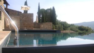 campagna-con-cipressi