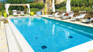 piscina-agriturismo-toscana